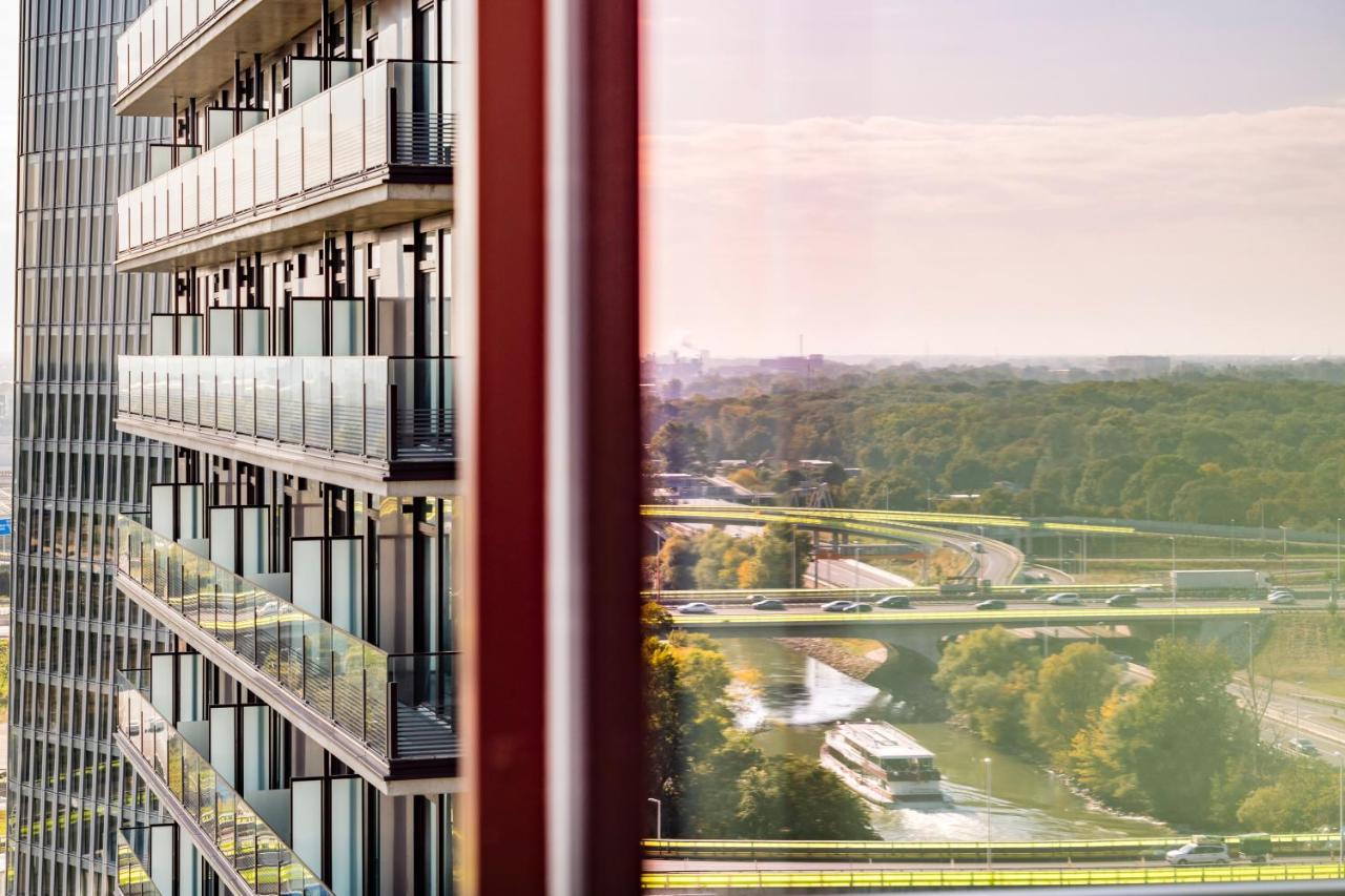 Triiiple Tower Dream Apartments With Rooftop-Summer-Pool Vienna Exterior photo